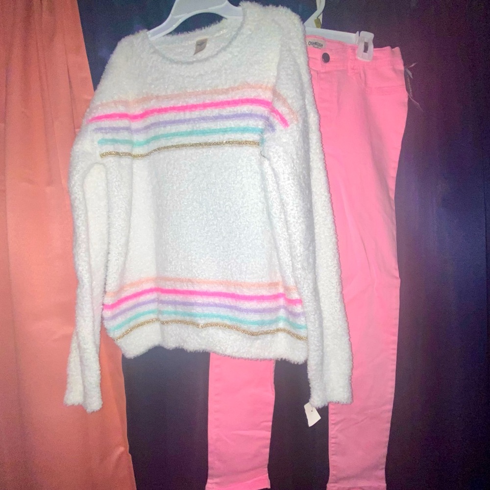 Girls matching outfit. New.